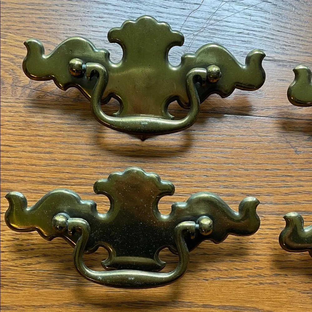 Vintage large Brass Drawer Pulls - Set of 8